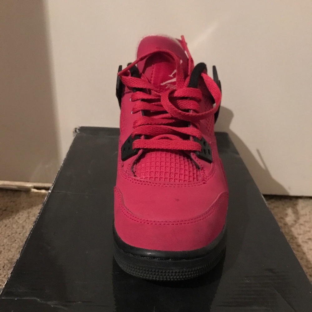 Hot pink Girls Retro Jordan 5 Size 5